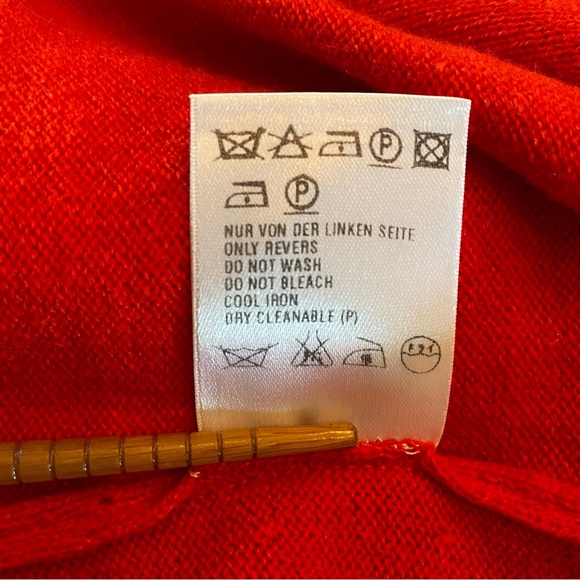 Escada Beautiful Red Wrap Sweater Cardigan Top - Picture 9 of 11